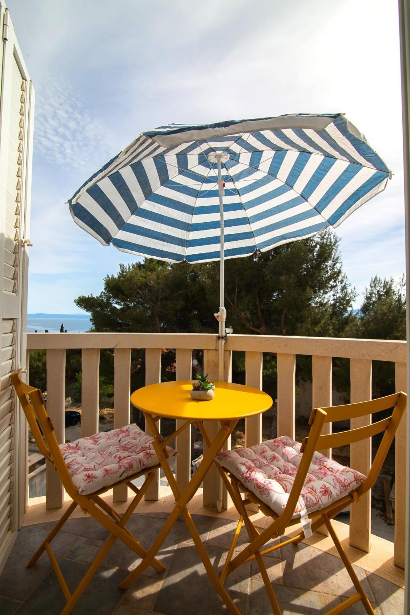 Helvetia Sunny Apartments Bol Kültér fotó