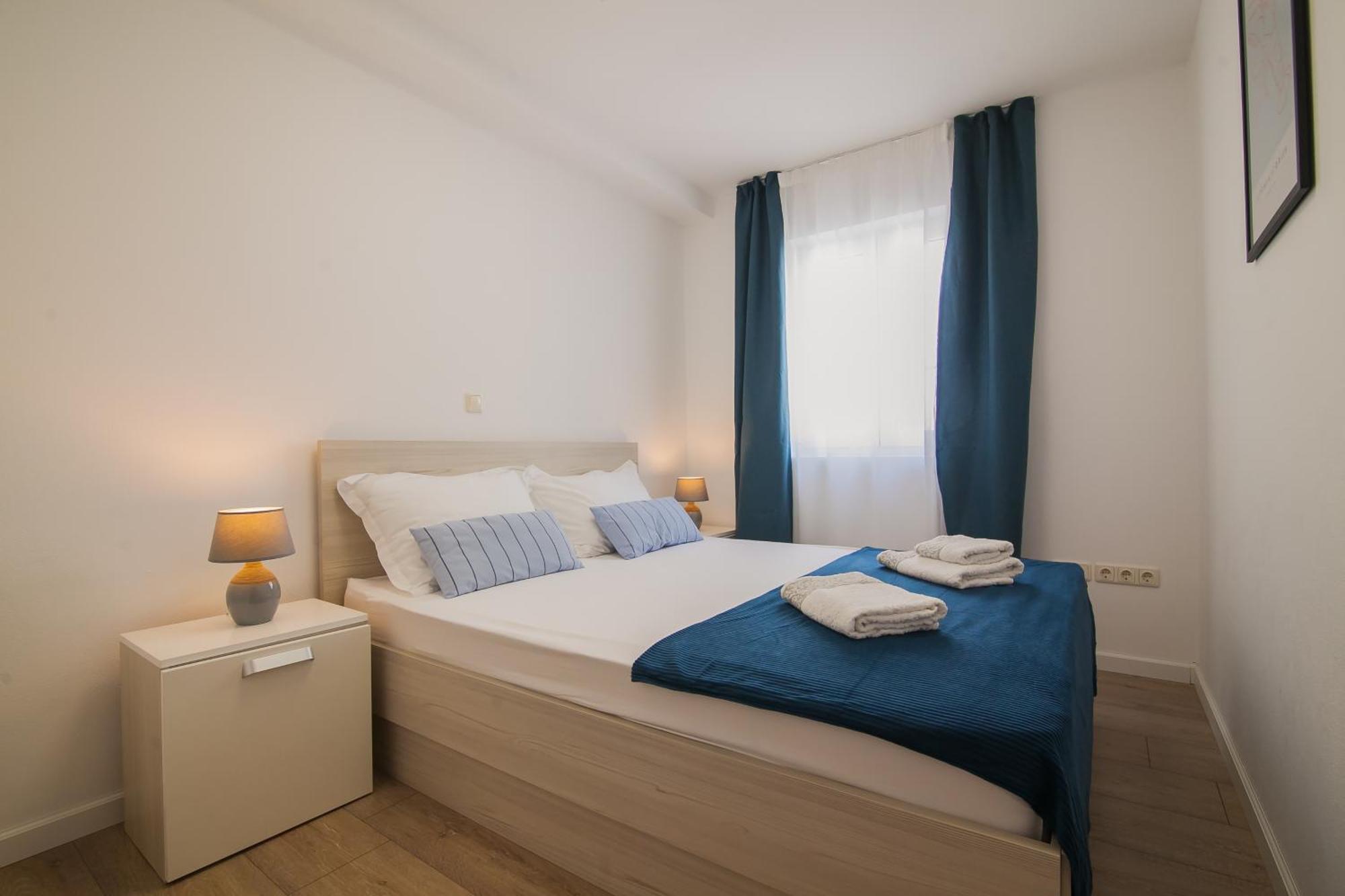 Helvetia Sunny Apartments Bol Kültér fotó