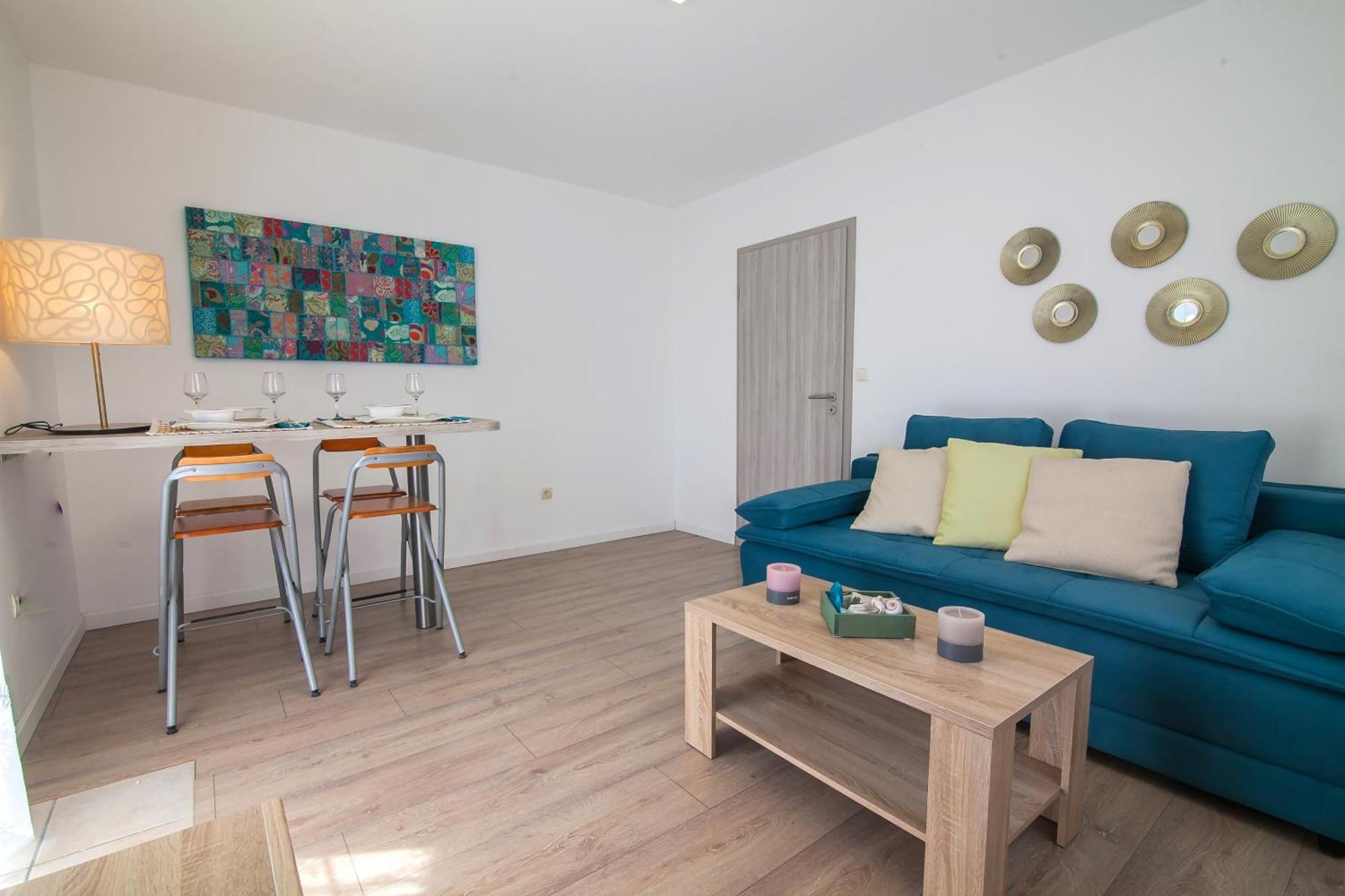 Helvetia Sunny Apartments Bol Kültér fotó